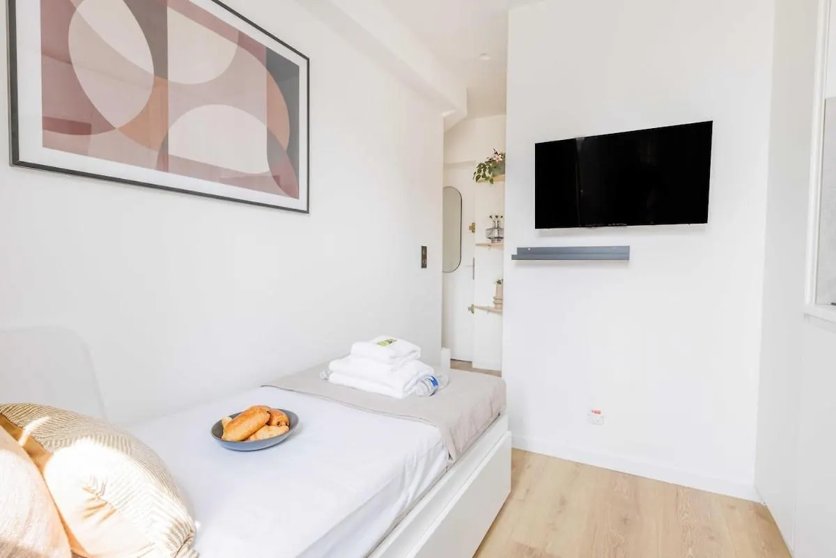 Cozy Studio For 2 People - Place De La Republique Paris 0*,